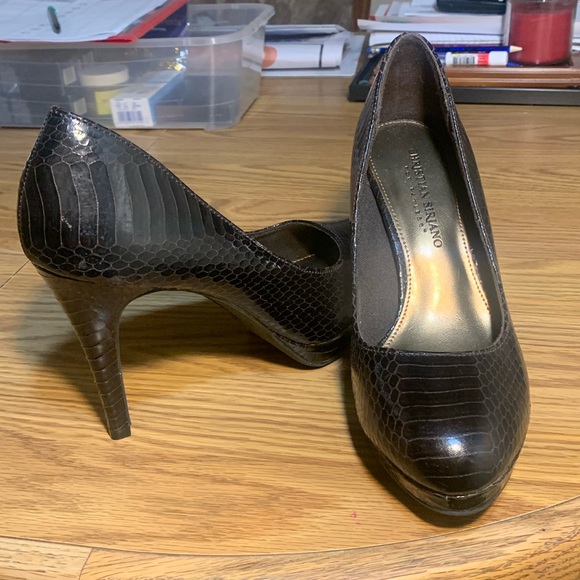 Size6.5 Christian Soriano heels! - Picture 1 of 4